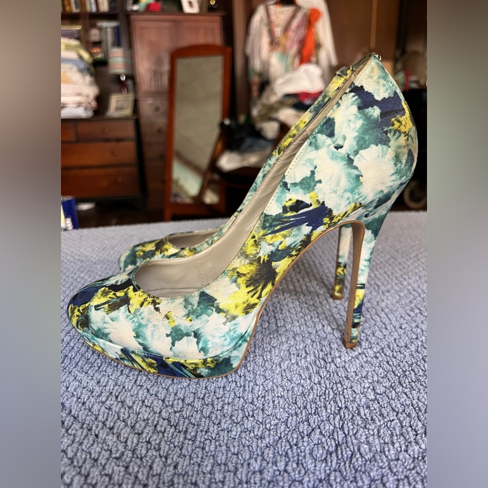 Karen Millen platform toe, stiletto pumps, 7.5m, 38.